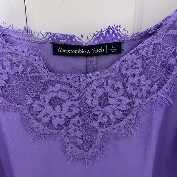 Abercrombie Lace Trim Cami - Picture 4 of 6